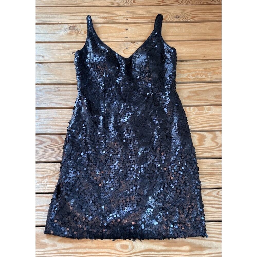 Aidan Mattox Women’s Sleeveless sequin dress size 4 Black R2